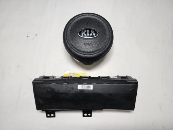 2017 - 2018 Kia Optima Drivers Steering Wheel & Knee Airbags - Image 2