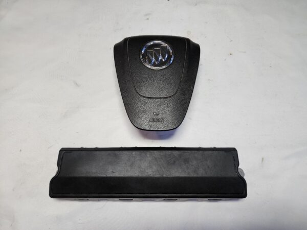 2012 - 2017 Buick Verano Drivers Steering Wheel & Knee Air Bags