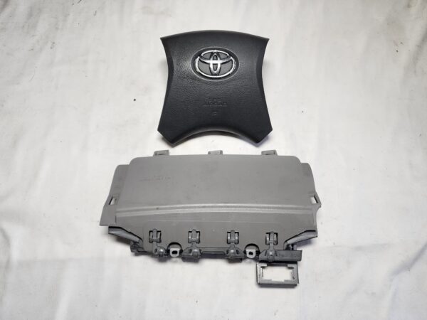 2007 - 2011 Toyota Camry Drivers Steering Wheel & Knee Airbags