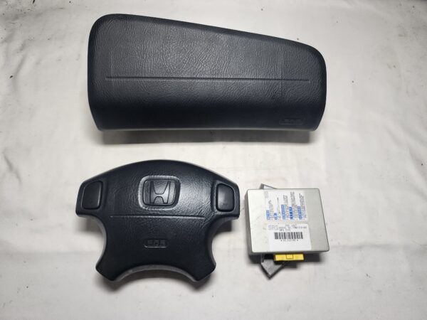 1997 - 2000 Honda CRV Drivers & Passengers Front Air Bags (OEM) Gray w/ SRS Module